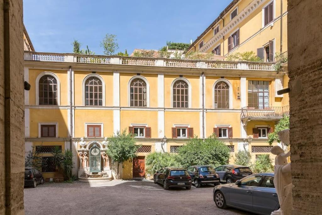 Discover The Pantheon From The Berardi Studio Flat Exterior photo